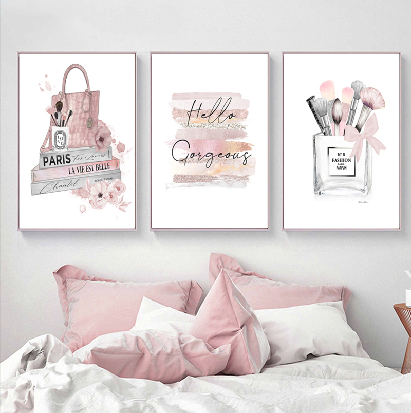 Fashion Poster Makeup Brushes  - Beauty Makeup Book 评论和价格